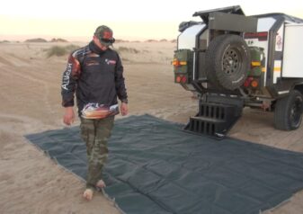 Hier Gaan Ons Alweer - Angola