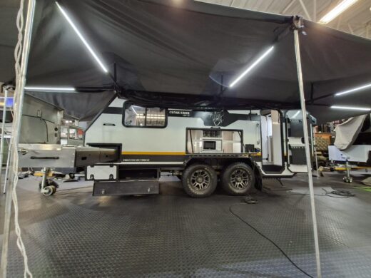 2021 UEV25 – R890k
